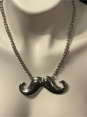 whimsical handlebar large mustache pendant stainless steel necklace vintage NEW